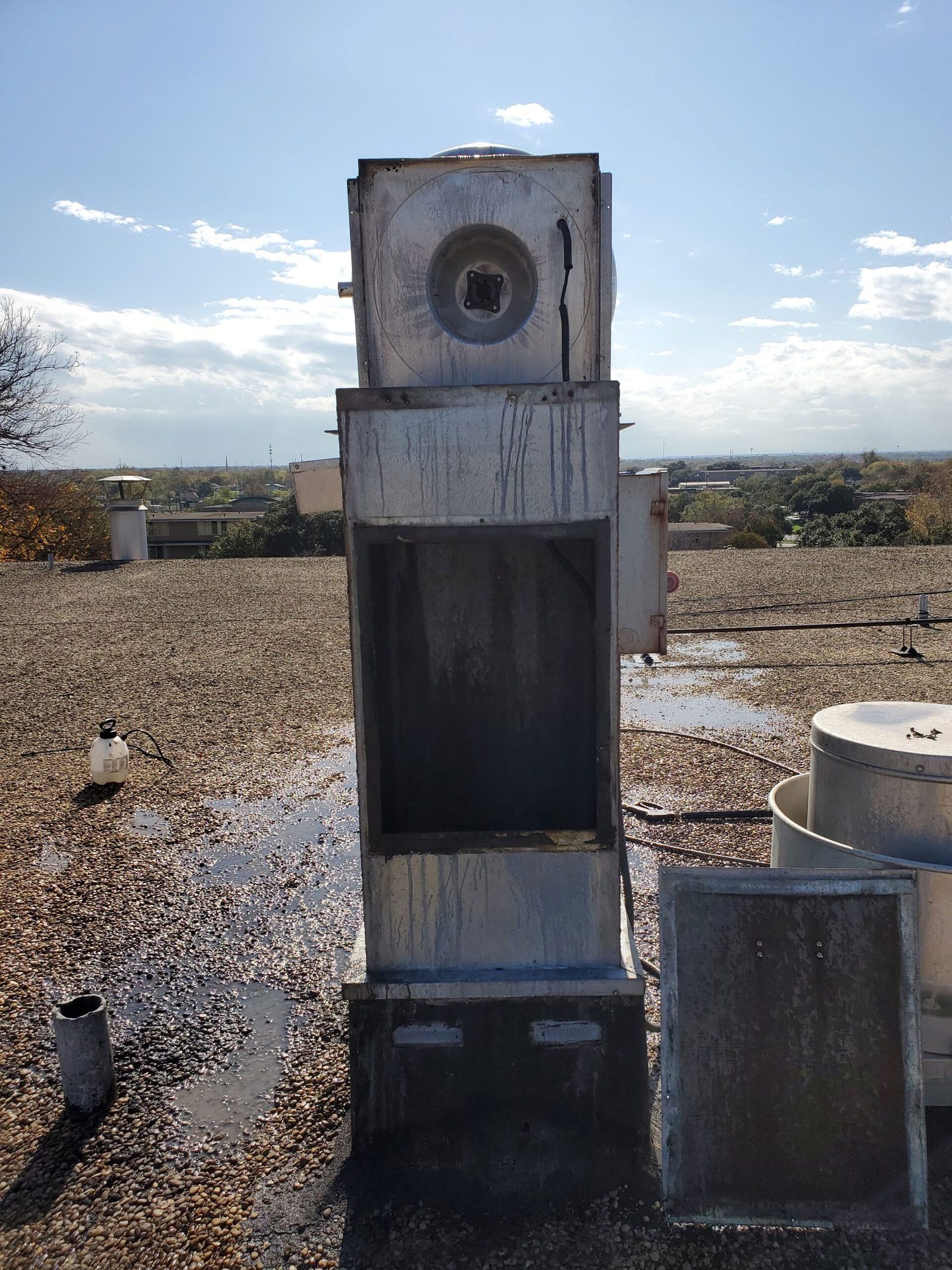 Rooftop exhaust duct before cleaning